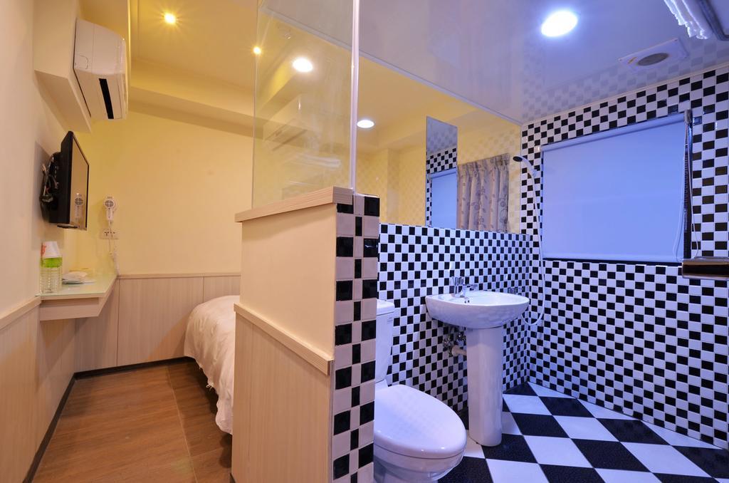 Galaxy Mini Inn Tajpej Kültér fotó
