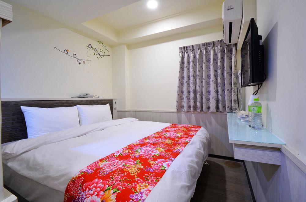 Galaxy Mini Inn Tajpej Kültér fotó