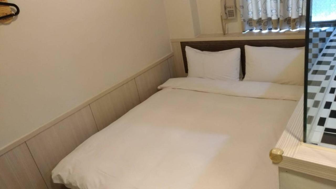 Galaxy Mini Inn Tajpej Kültér fotó